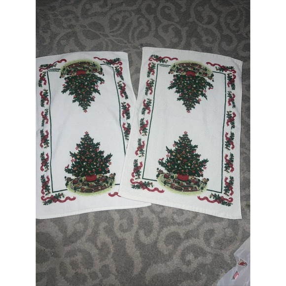 Vtg Christmas Kitchen Dish Towels Christmas Tree & Toys Cecil Saydah Lot of 2 - Picture 1 of 6